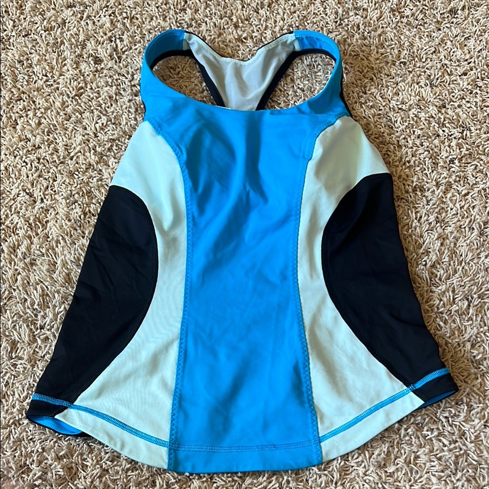 Lululemon Cardio Kick Tank in Beach Blanket Blue / Aquamarine / Black Size 8